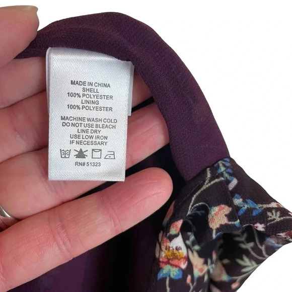 1. State Floral Flutter Sleeve Top - Picture 9 of 9